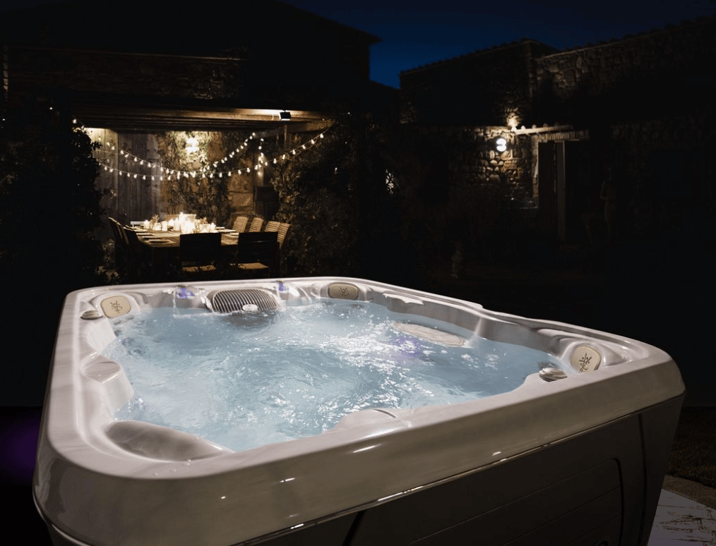 Hot tub running at night time